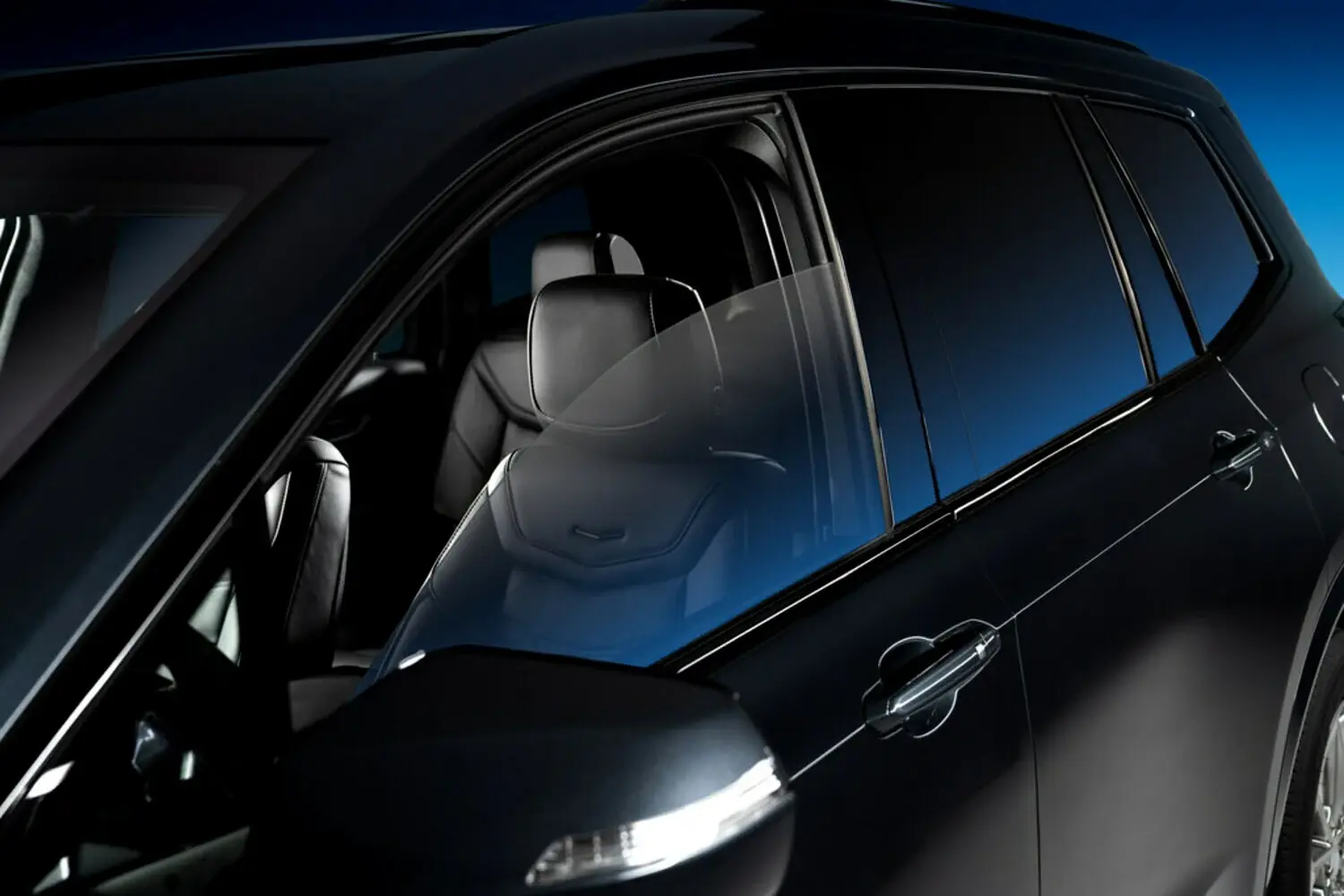 3m-automotive-window-film-on-a-cadillac-xt6-close-up-detail-window (1)